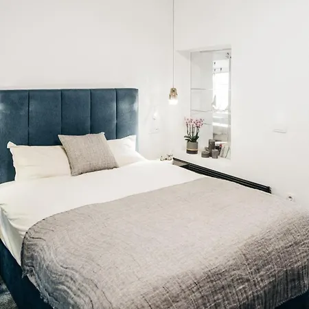 Apartment Under The Castle *